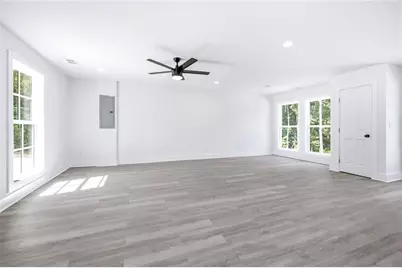 5875 Maple Creek Drive, Buford, GA 30518 - Photo 13