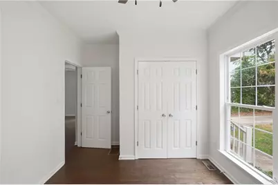 1575 Liberty Avenue SE, Atlanta, GA 30317 - Photo 9