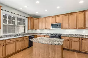 1035 E Paces Ln NE, Atlanta, GA 30326 - Photo 9