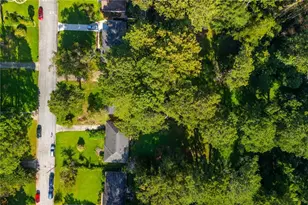 2347 Hunting Valley Dr, Decatur, GA 30033 - Photo 17