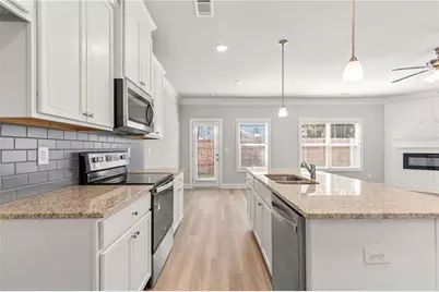 24 Richardson Street #C, Winder, GA 30680 - Photo 13