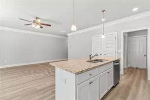 24 Richardson St, Winder, GA 30680 - Photo 9