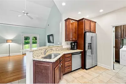 5995 Cedar Lake Trail, Loganville, GA 30052 - Photo 15