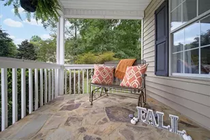 7425 Hickory Bluff Dr, Cumming, GA 30040 - Photo 5