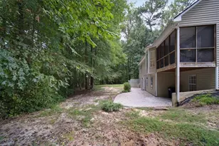 7425 Hickory Bluff Dr, Cumming, GA 30040 - Photo 57