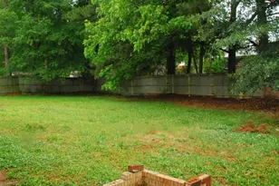 3728 Loren Dr, Decatur, GA 30032 - Photo 3