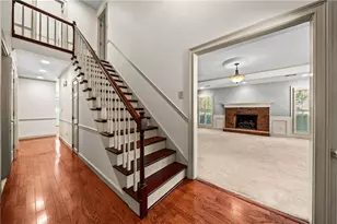130 Brickleberry Dr, Roswell, GA 30075 - Photo 3