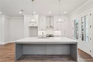 205 Midnight Oak Run, Alpharetta, GA 30009 - Photo 3