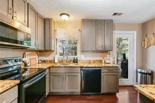 5750 Princeton Oaks Dr, Buford, GA 30518 - Photo 9