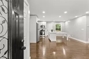 2253 Bonnybrook Way SW, Atlanta, GA 30311 - Photo 3