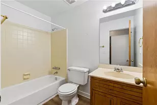 1146 Hutch Ln, Snellville, GA 30078 - Photo 33