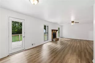 1146 Hutch Ln, Snellville, GA 30078 - Photo 19