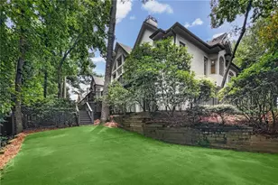455 Laurel Chase Ct, Sandy Springs, GA 30327 - Photo 71