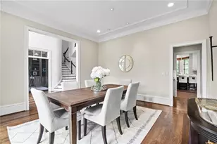 455 Laurel Chase Ct, Sandy Springs, GA 30327 - Photo 11