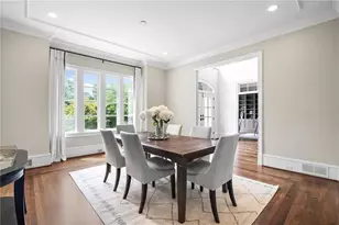 455 Laurel Chase Ct, Sandy Springs, GA 30327 - Photo 9