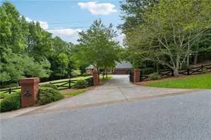 2431 Rabbit Farm Cir, Loganville, GA 30052 - Photo 65