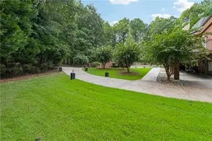 2431 Rabbit Farm Cir, Loganville, GA 30052 - Photo 79