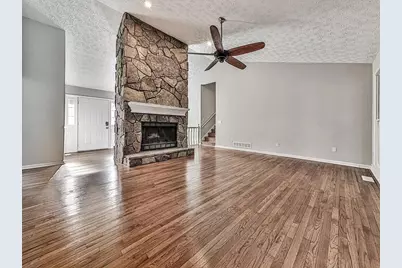 2189 Chartwell Drive, Marietta, GA 30066 - Photo 33