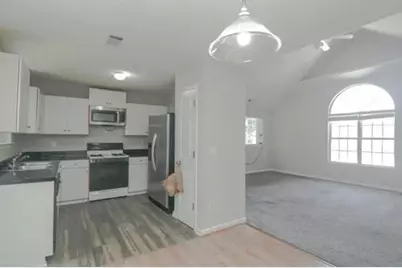 1094 Sugarcreek Way, Riverdale, GA 30296 - Photo 11