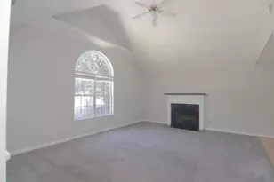 1094 Sugarcreek Way, Riverdale, GA 30296 - Photo 7