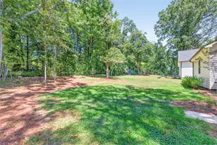 125 E 5th St, Monroe, GA 30655 - Photo 35