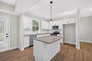 125 E 5th St, Monroe, GA 30655 - Photo 11