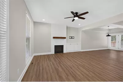 125 E 5th Street, Monroe, GA 30655 - Photo 9