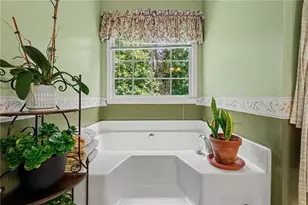 1030 Queensbury Run, Acworth, GA 30102 - Photo 9