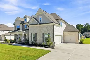 6410 Hawkins Mnr Dr, Cumming, GA 30040 - Photo 3