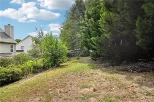 4010 Embassy Way, Lilburn, GA 30047 - Photo 65