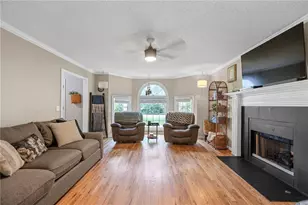 232 Lakewood Dr, Carrollton, GA 30117 - Photo 13