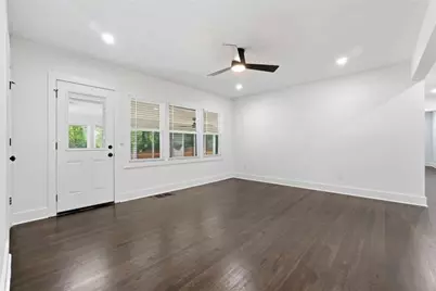 2304 Rugby Lane, College Park, GA 30337 - Photo 15