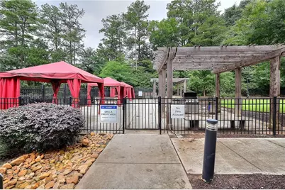 799 Hammond Drive, Sandy Springs, GA 30328 - Photo 33