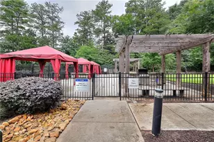 799 Hammond Dr, Sandy Springs, GA 30328 - Photo 33