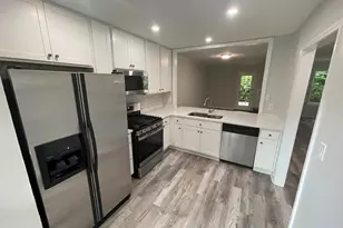 2260 Newport Landing, Alpharetta, GA 30009 - Photo 3