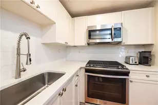 4250 River Green Dr NW, Atlanta, GA 30327 - Photo 13