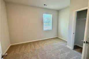 2910 Daxton Ln, Gainesville, GA 30507 - Photo 7