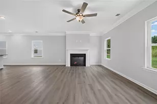 377 Bud St, Hoschton, GA 30548 - Photo 17