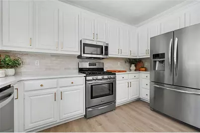 5780 Elm Tree Drive, Buford, GA 30518 - Photo 15