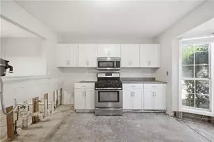5145 N Bridges Dr, Johns Creek, GA 30022 - Photo 9
