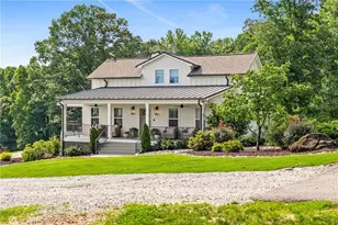 305 -A Rolling Acres Ct, Jefferson, GA 30549 - Photo 5