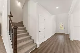 7332 Rocklin Ln, Flowery Branch, GA 30542 - Photo 7