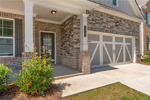 7332 Rocklin Ln, Flowery Branch, GA 30542 - Photo 3