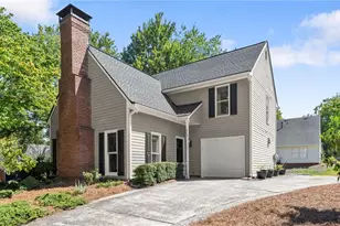 301 Roswell Green Ln, Roswell, GA 30075 - Photo 1