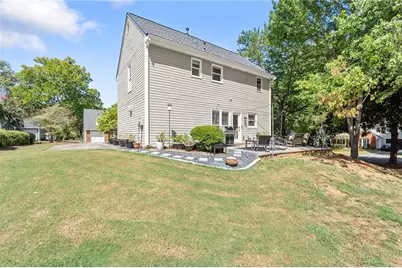 301 Roswell Green Lane, Roswell, GA 30075 - Photo 29