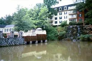 24105 Plantation Dr NE, Atlanta, GA 30324 - Photo 27
