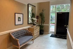 24105 Plantation Dr NE, Atlanta, GA 30324 - Photo 21
