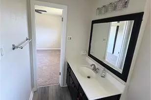 538 Wexwood Dr, Riverdale, GA 30274 - Photo 5