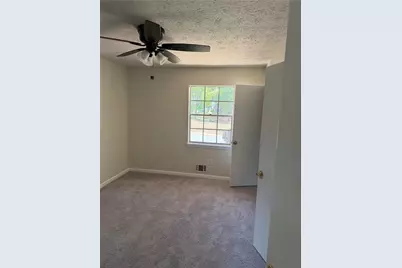 538 Wexwood Drive, Riverdale, GA 30274 - Photo 9