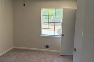 538 Wexwood Dr, Riverdale, GA 30274 - Photo 9